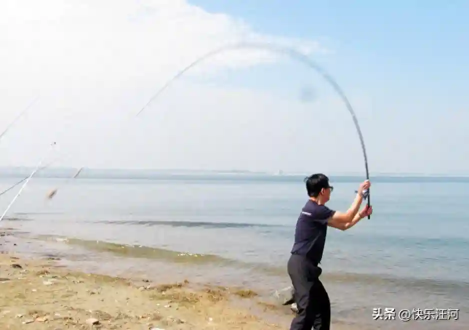 钓在梅溪河